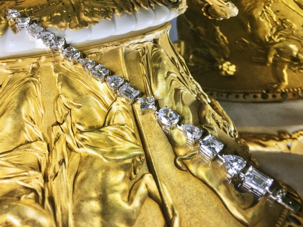 Diamond Bracelet Alternative with High-Carbon Synthetic Diamonds