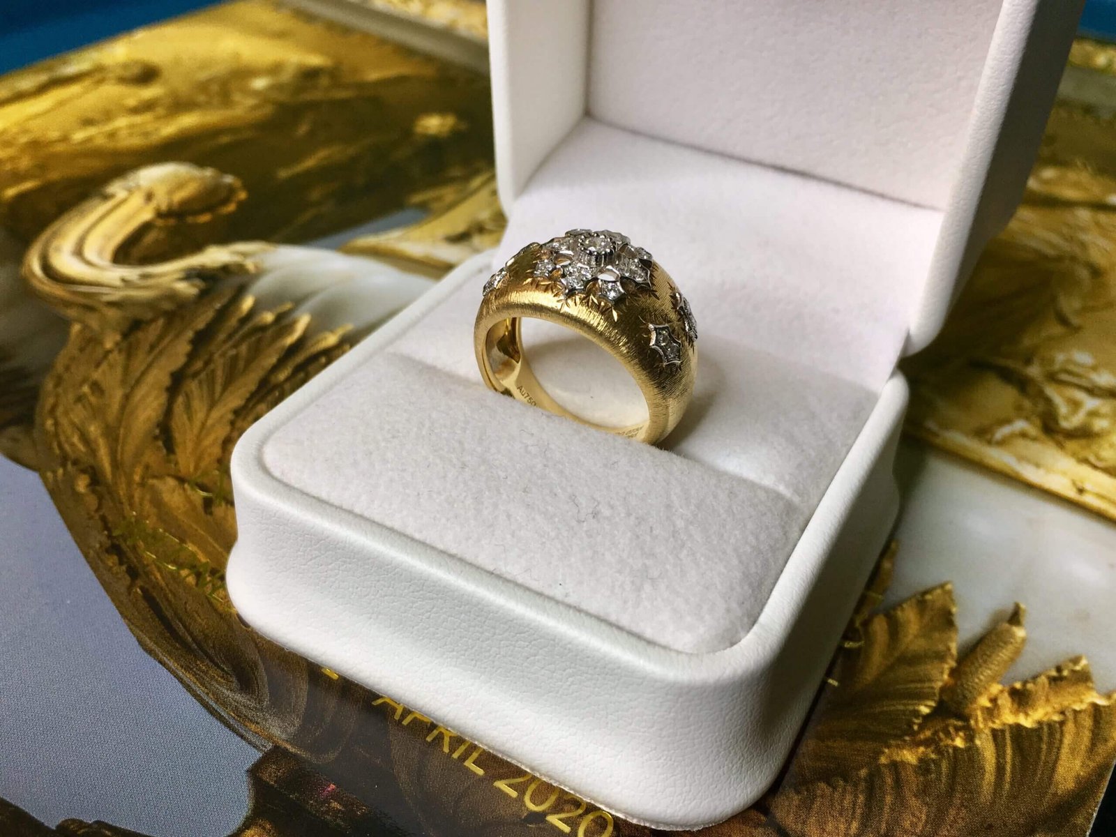Florentine Finish Diamond Flower Ring - 18k Gold "Silk" Engraving (Buccellati Style)