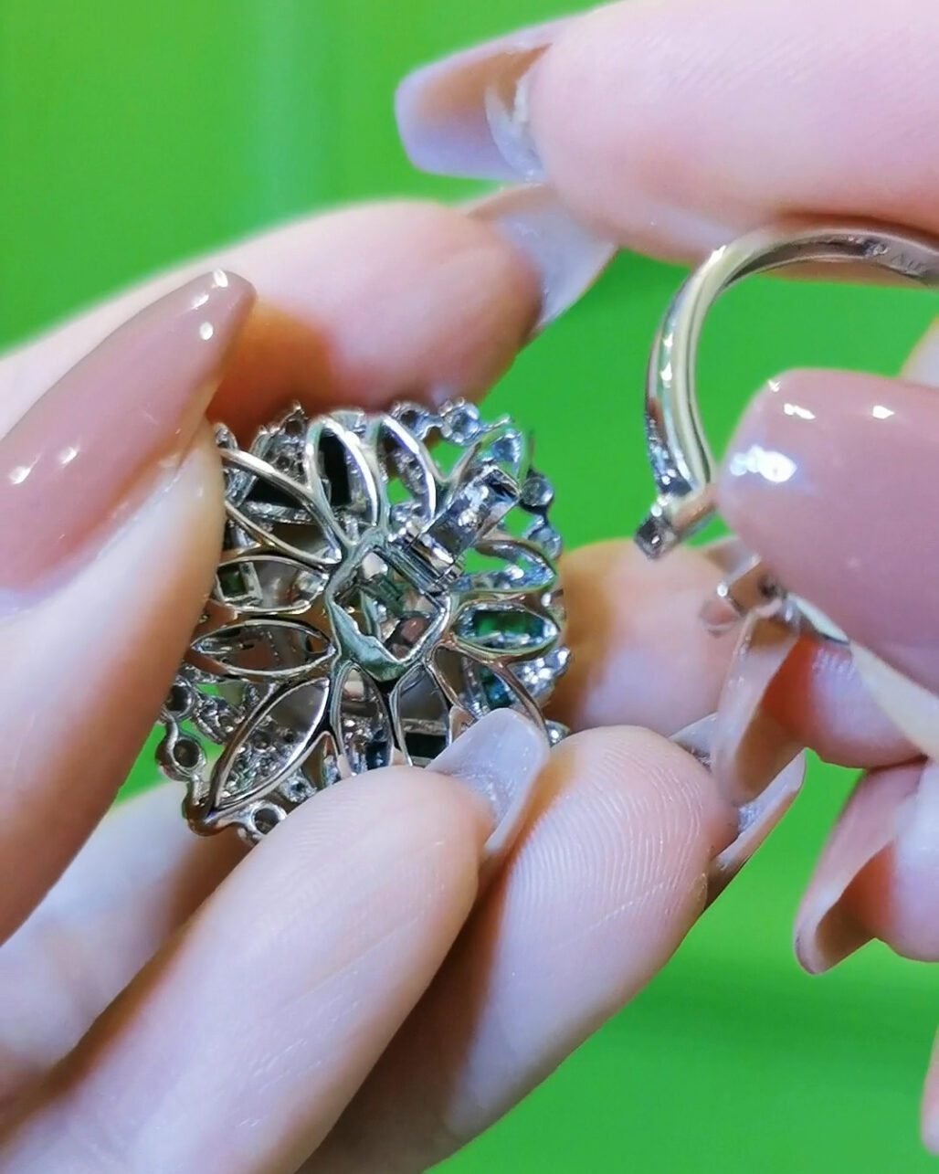 Invisible Set Emerald & Pearl Ring - 13-14mm South Sea (Convertible Pendant)