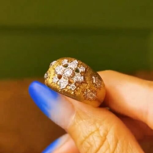 Florentine Finish Diamond Flower Ring 18k Gold Hand Engraved