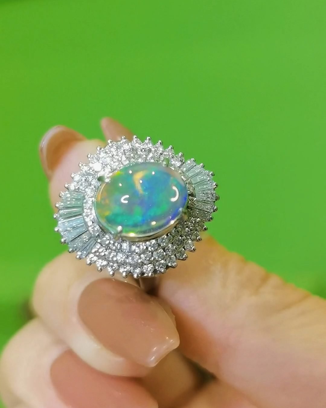 Australian Crystal Opal Ring - Lightning Ridge Gem (Mermaid Dream Island)