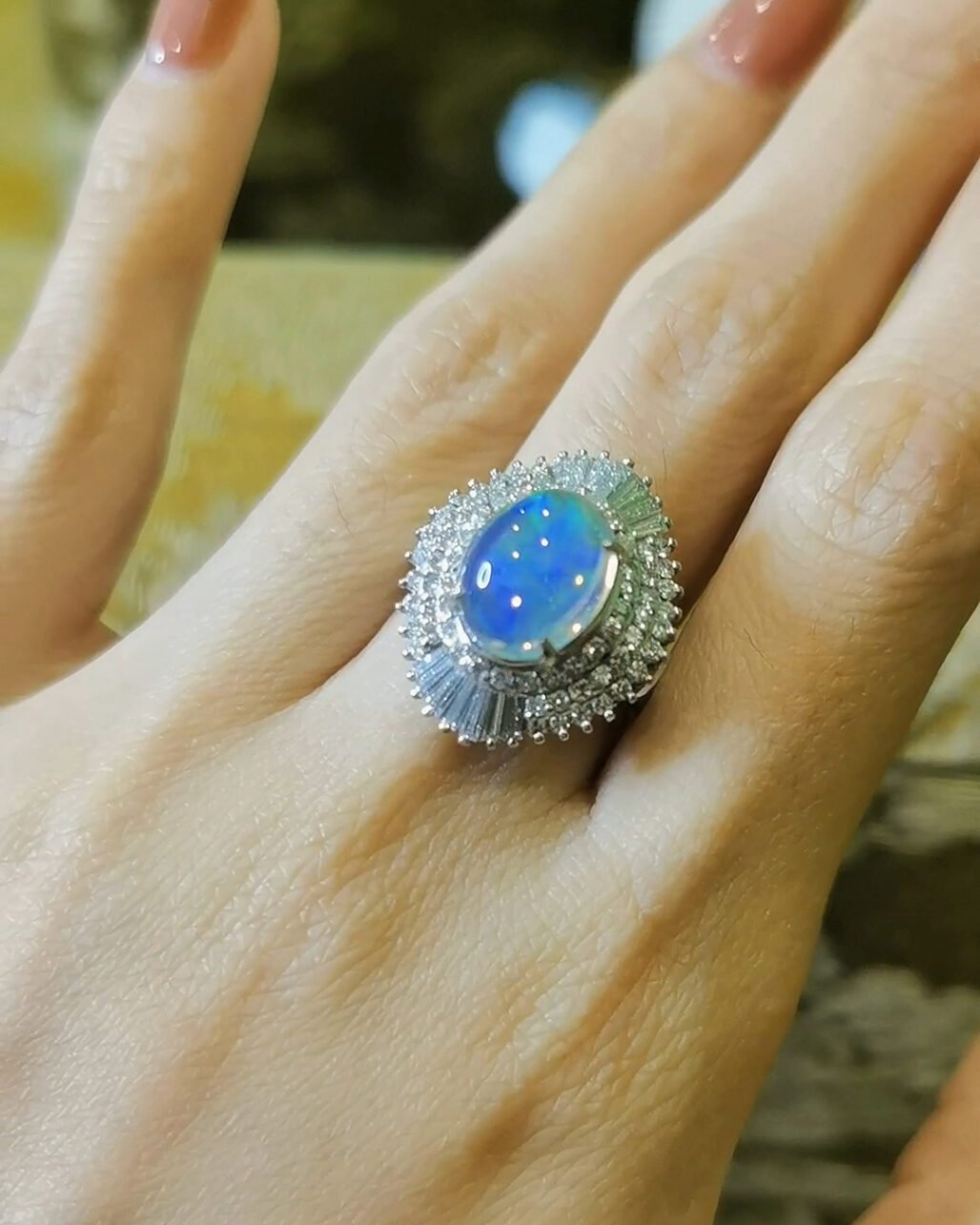 Australian Crystal Opal Ring - Lightning Ridge Gem (Mermaid Dream Island)