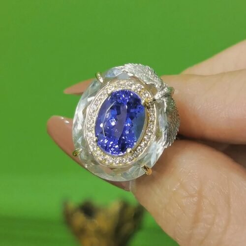 Tanzanite Marveilles Ring 4.1ct Floating on Rock Crystal