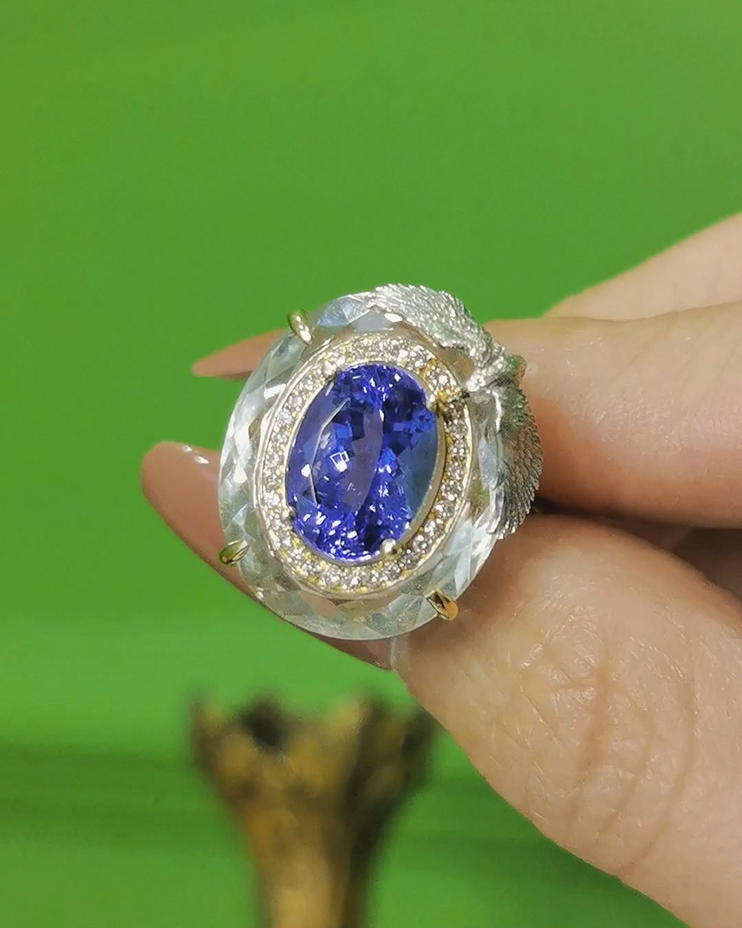 The “Floating Light” Eagle Ring