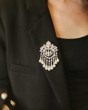 Edwardian Tassel Brooch Swarovski Crystal Movable Fringe