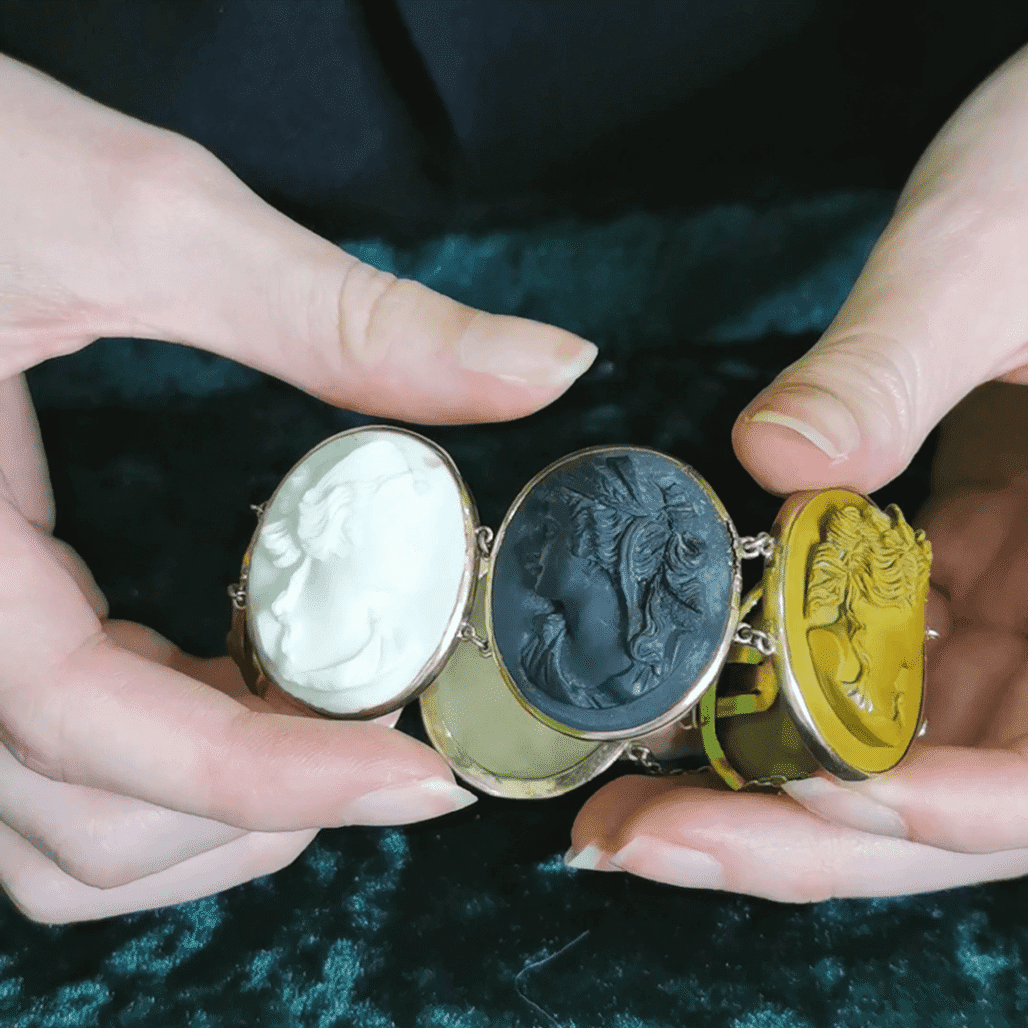 Antique Italian Cameo Bracelet (1860–1880)