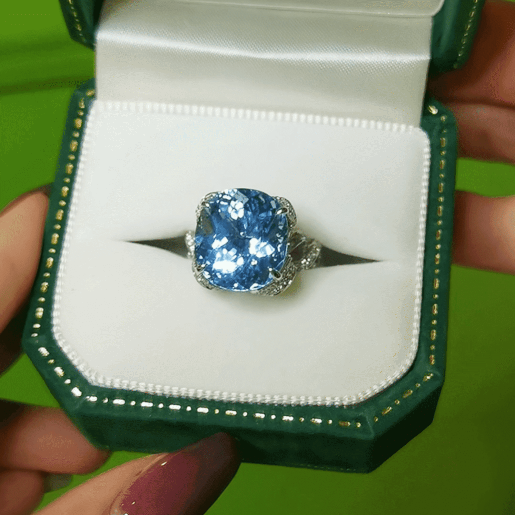 Santa Maria Aquamarine Ribbon Ring