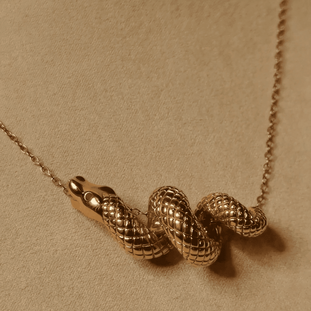 The Allure of the Serpent in Jewelry: From Ancient Myths to Bulgari’s Iconic Serpenti