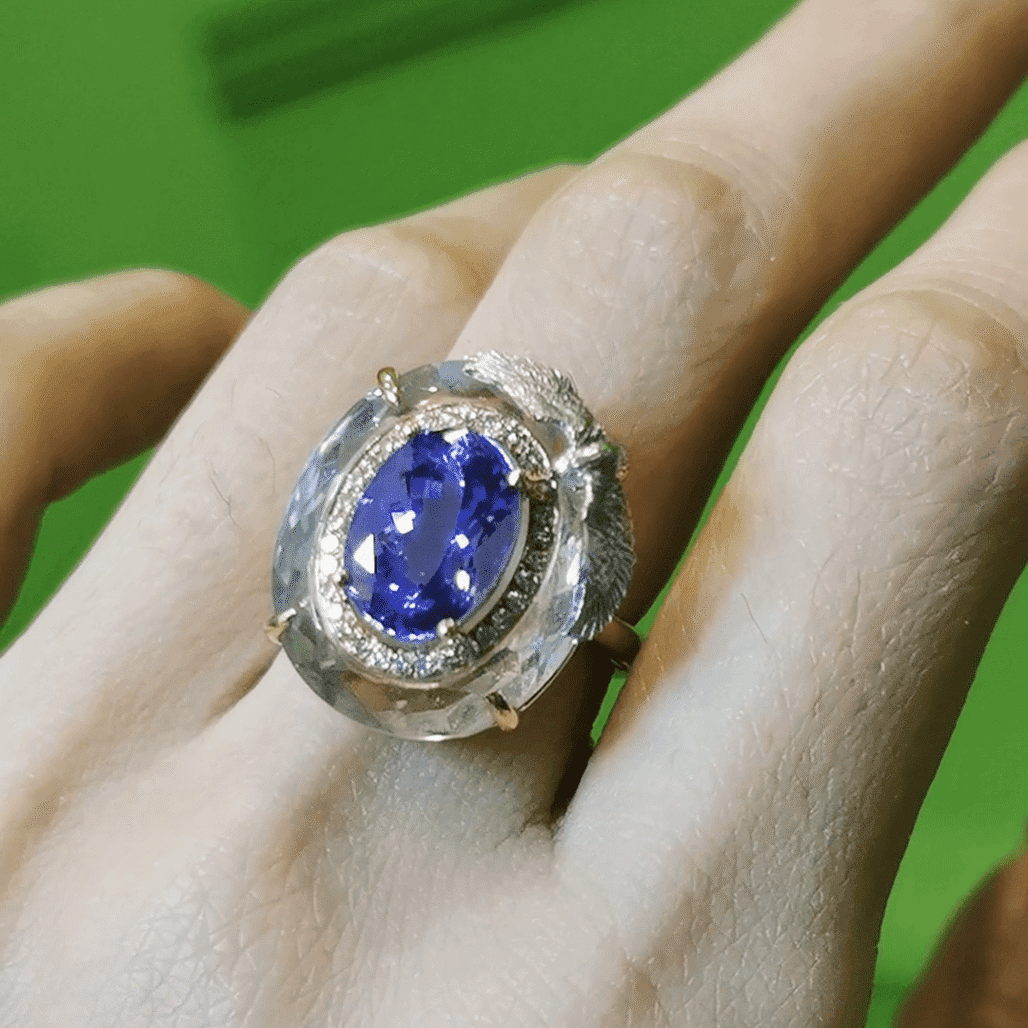 Tanzanite “Marveilles” Ring – The Art of Floating Light and Freedom
