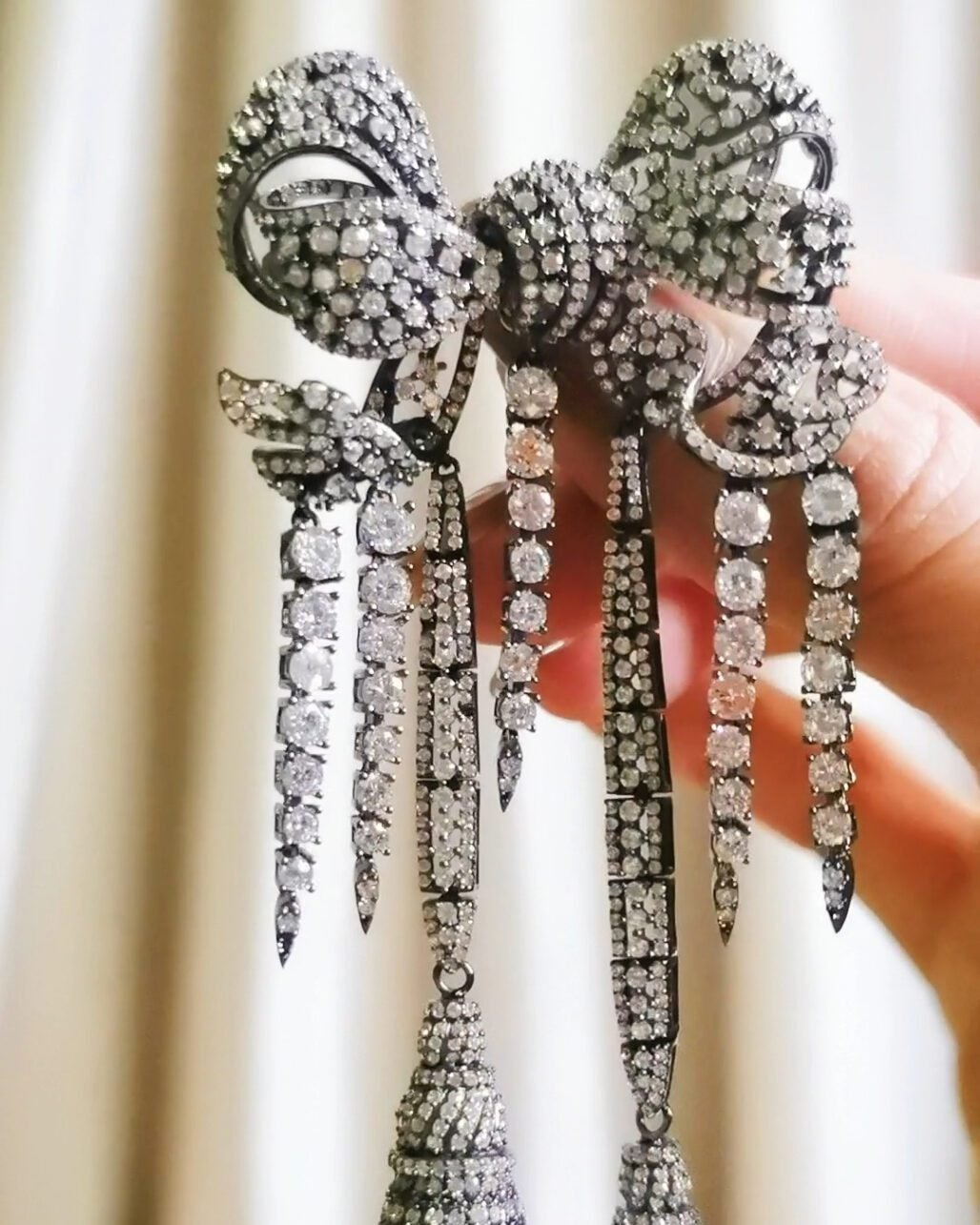 Empress Eugénie Diamond Bow Brooch - Louvre Museum Replica (Blackened Silver)