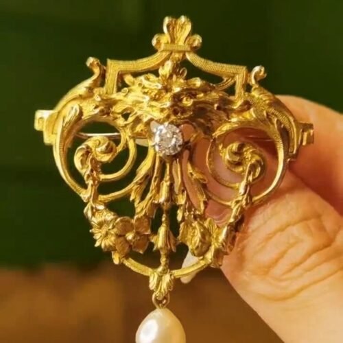 Art Nouveau Lion Head Brooch - 1880s French Antique (18k Gold & Diamond)