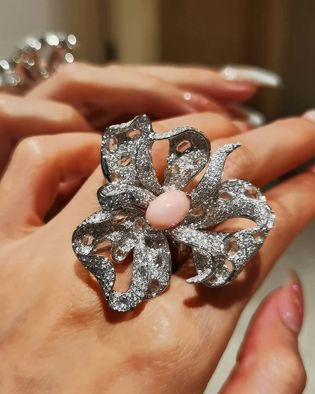 The Sculptural Conch Blossom