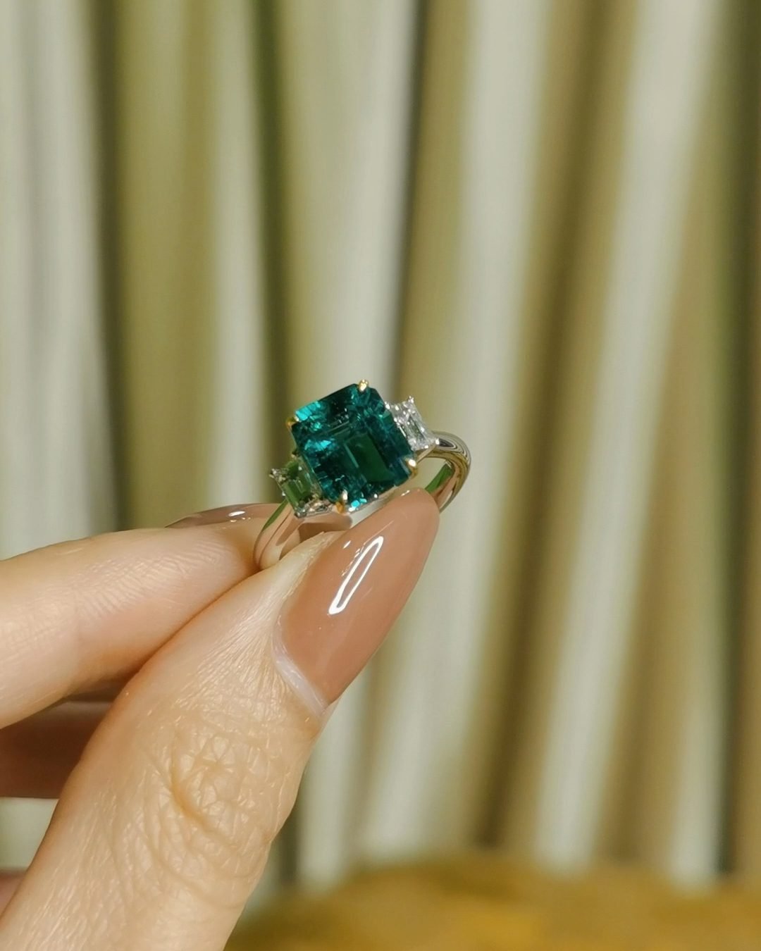 Three Stone Zambian Emerald Ring Vivid Green Trilogy