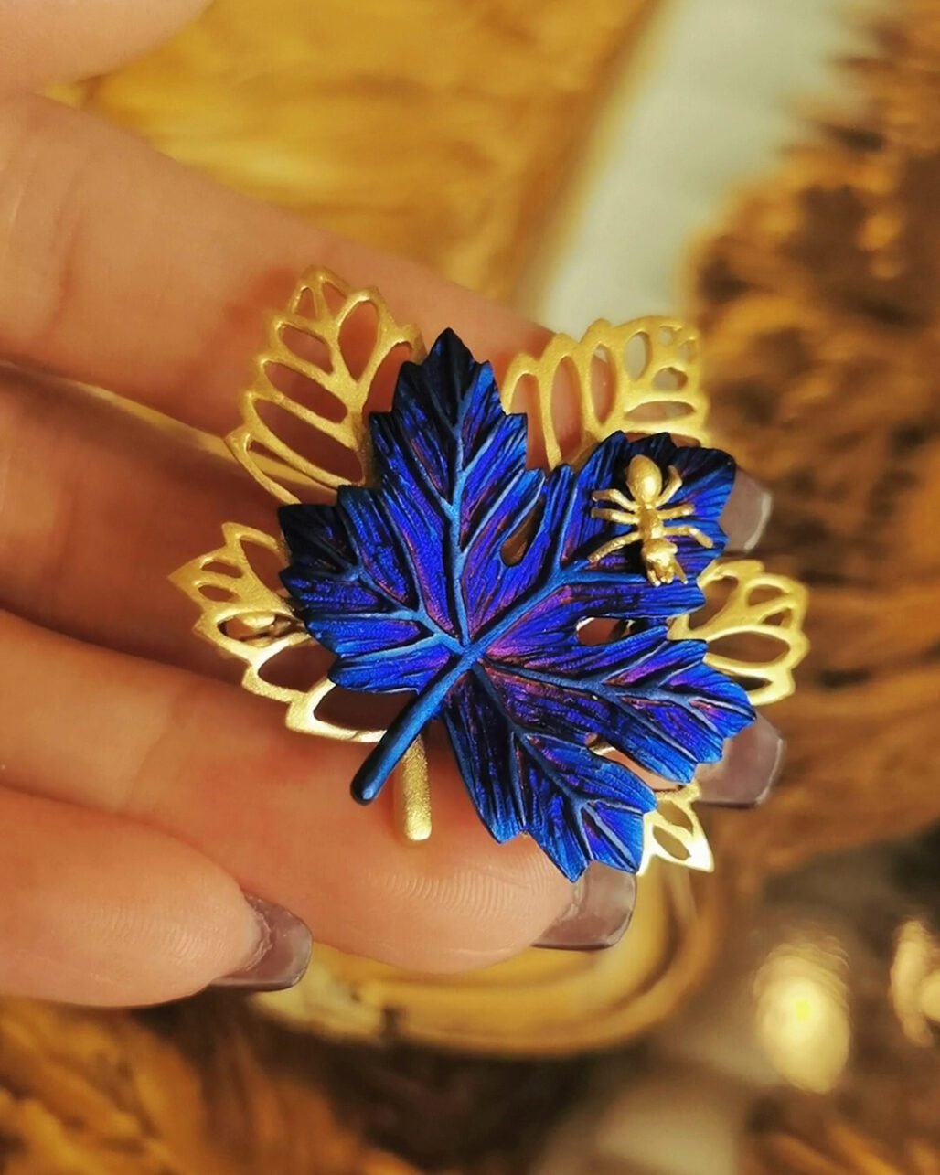 Indigo Gold Maple Leaf Brooch - German Color Changing Craft (Golden Ant)