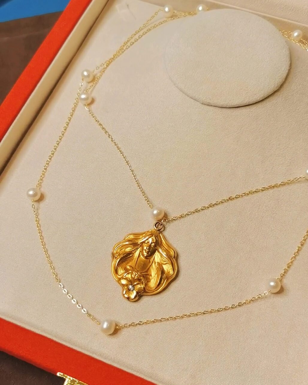 Art Nouveau Mucha Goddess Locket Necklace - 1940s Vintage Style (Pearl Station Chain)