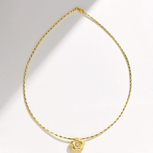 brushed-gold-flower-necklace-01 Brushed Gold Flower Necklace - Detachable Ag925 Petal Collar