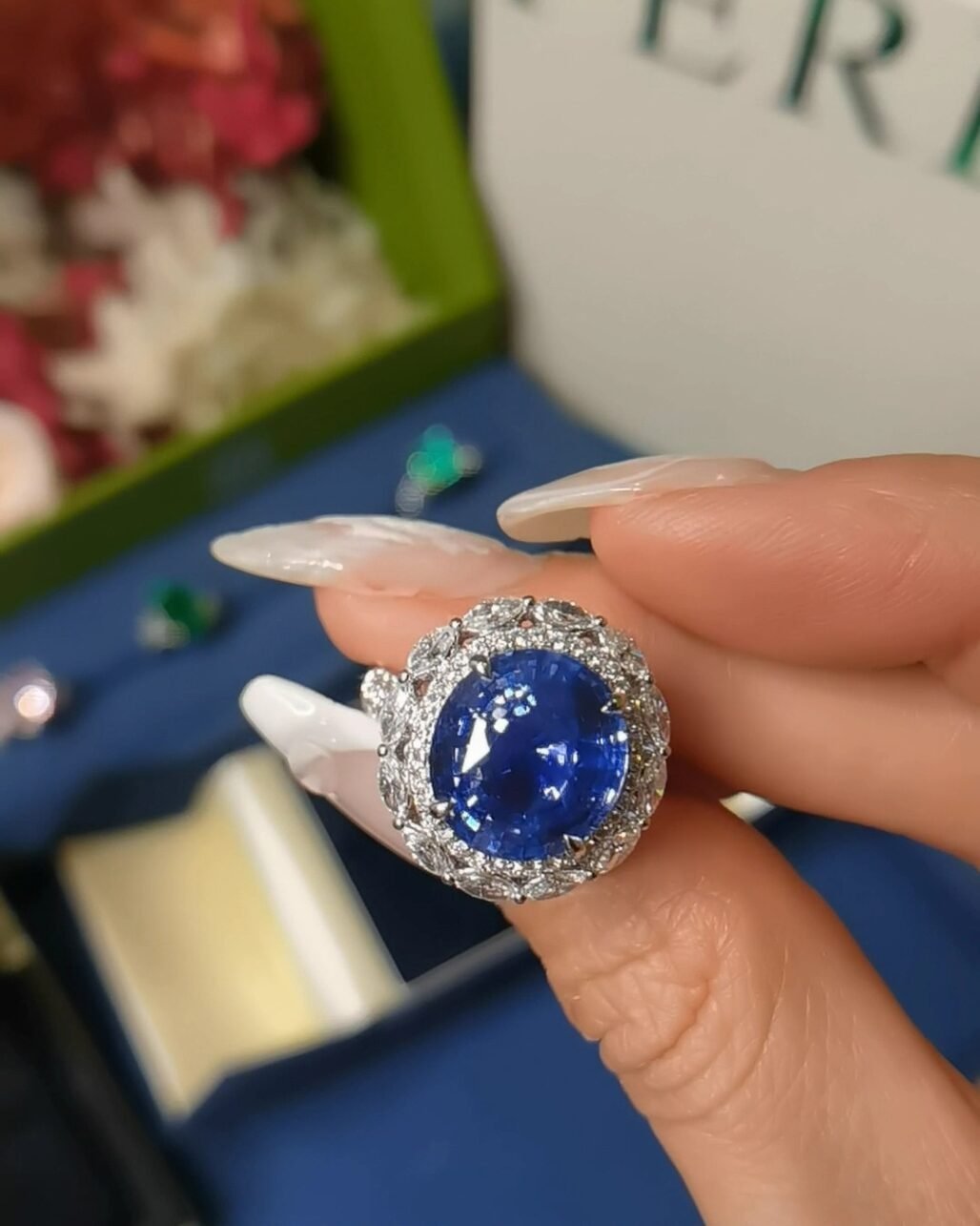 Cornflower Blue Sapphire Ring - 7.07ct Unheated Sri Lankan Vivid Fire