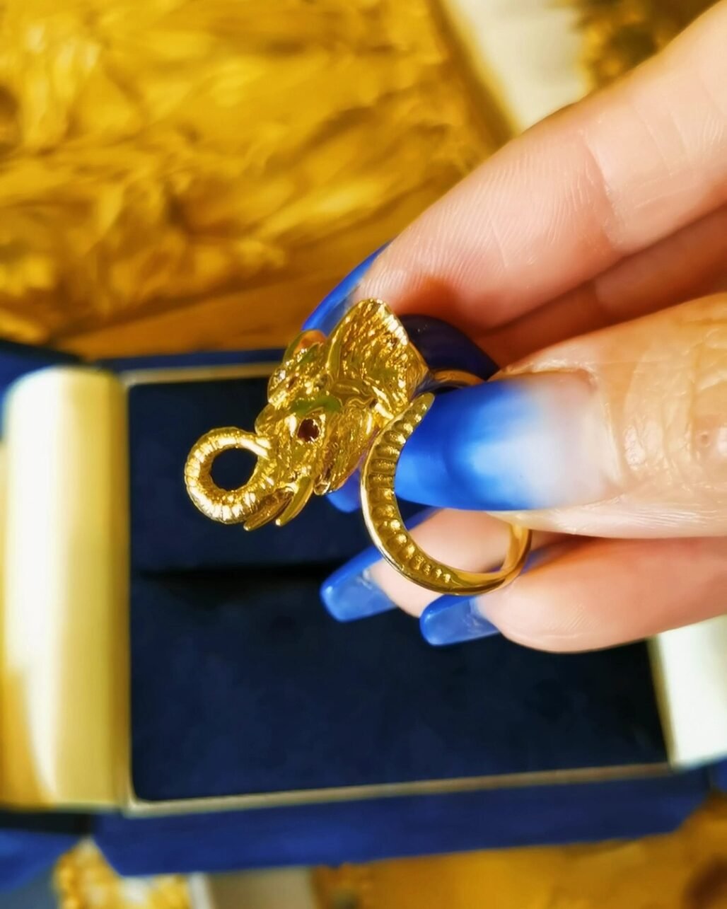 Elephant Lapis Ring - Italian 18k Gold 3D Totem Masterpiece