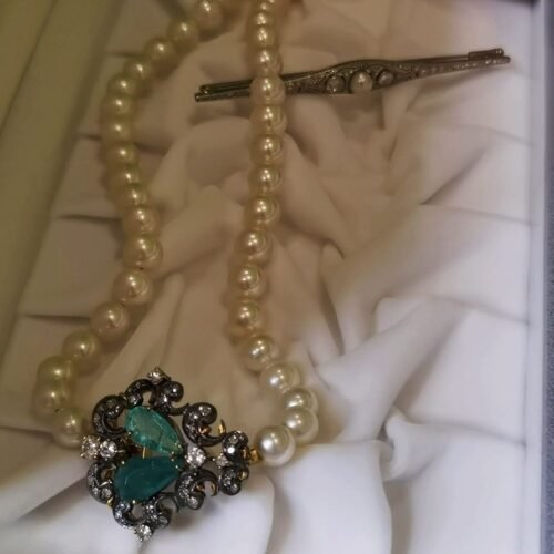 Emerald Firefly Necklace - Victorian Akoya Pearl Romantic Heritage