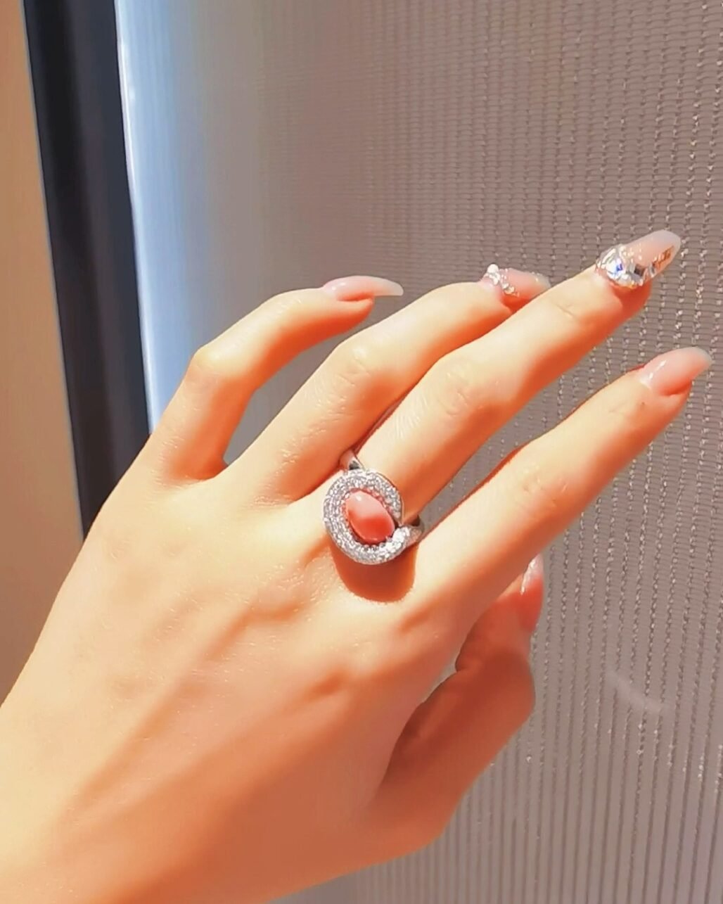 French Swirl Conch Pearl Ring - High Flame Art Nouveau Design