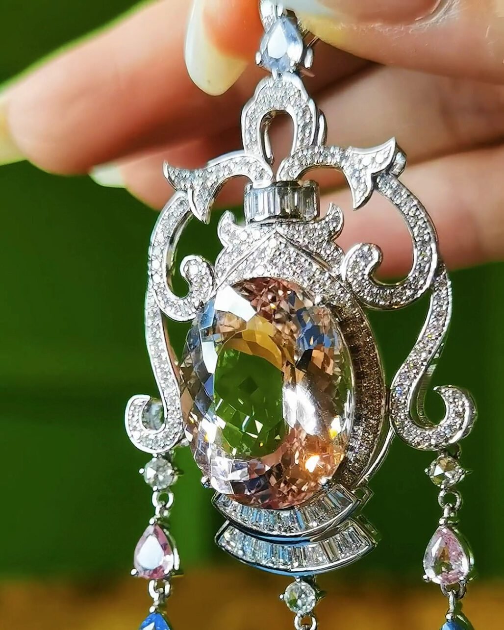 Morganite Pendant Necklace - 18.8ct Luxury Chandelier Pink Beryl